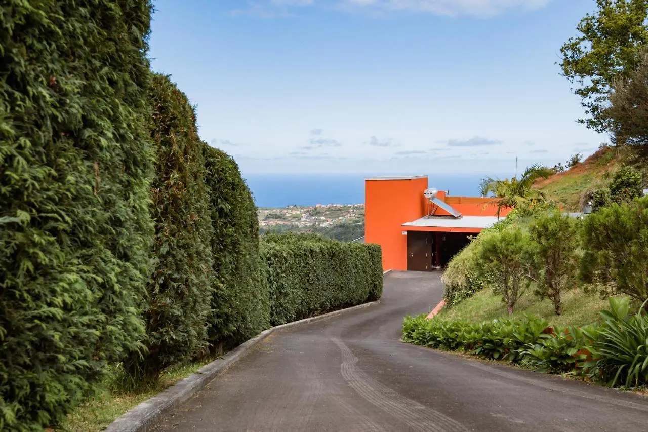 Casa Pico Ruivo Caldeirao Verde Madeira Santana