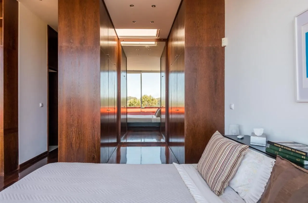 Casa Pico Ruivo Caldeirao Verde Madeira Santana  Accommodatie bij particulieren Santana (Madeira)